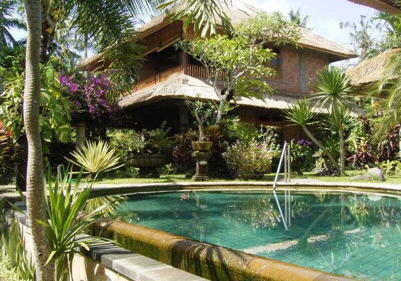 בית מלון כפרי Bunga Permai