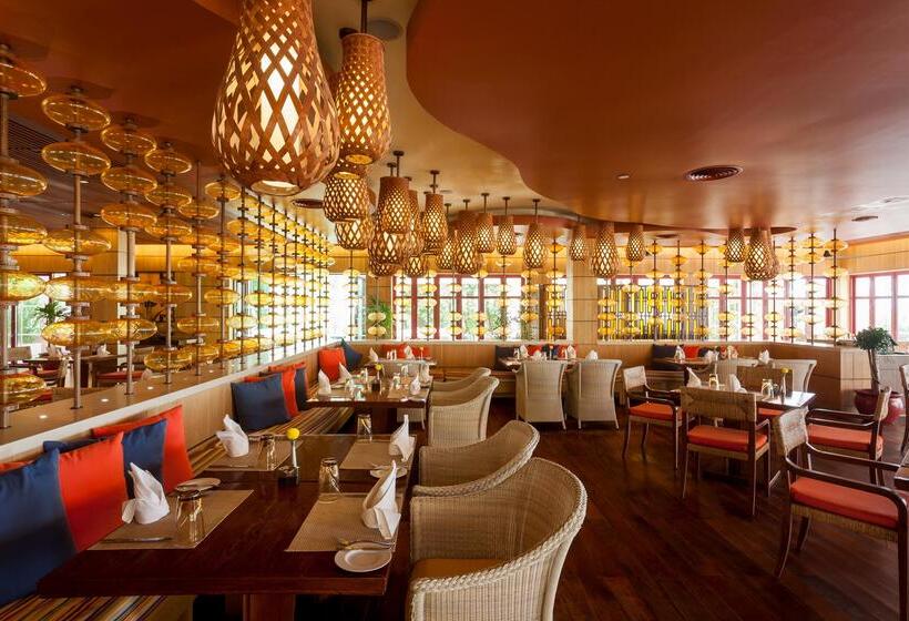 فندق Centara Grand Beach Resort Phuket   Sha Plus