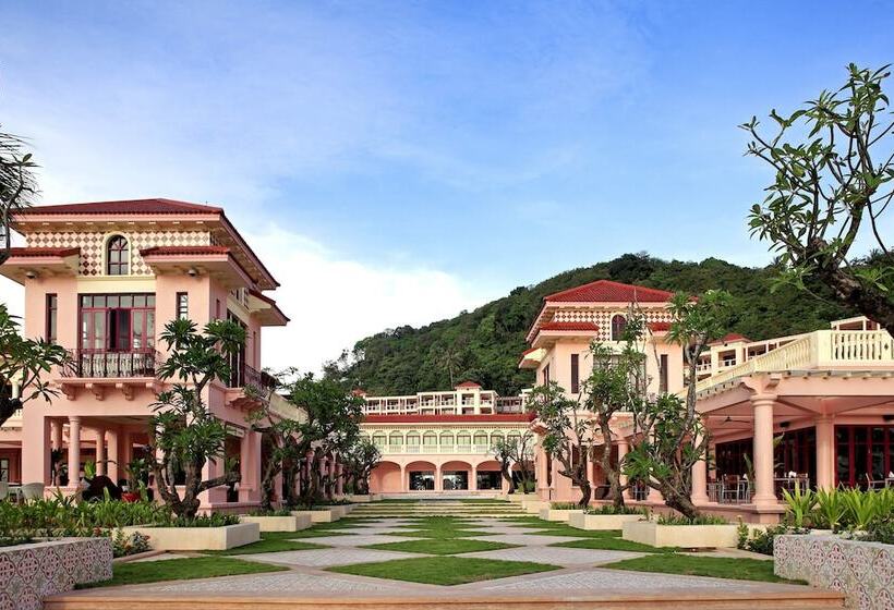 فندق Centara Grand Beach Resort Phuket   Sha Plus