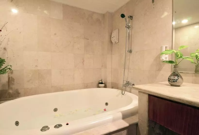 酒店 Club Bali Family Suites @ Legian Beach