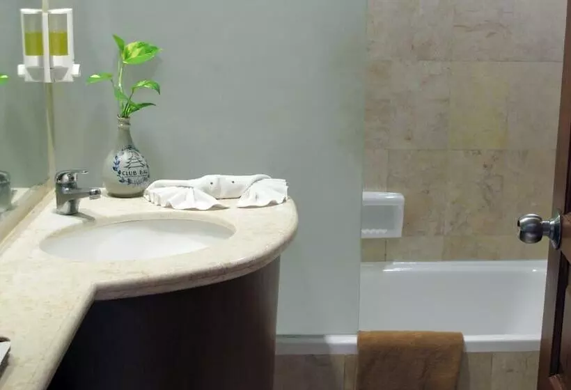 酒店 Club Bali Family Suites @ Legian Beach