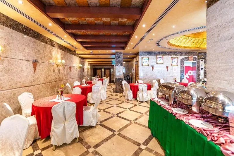 ホテル Crystal Plaza