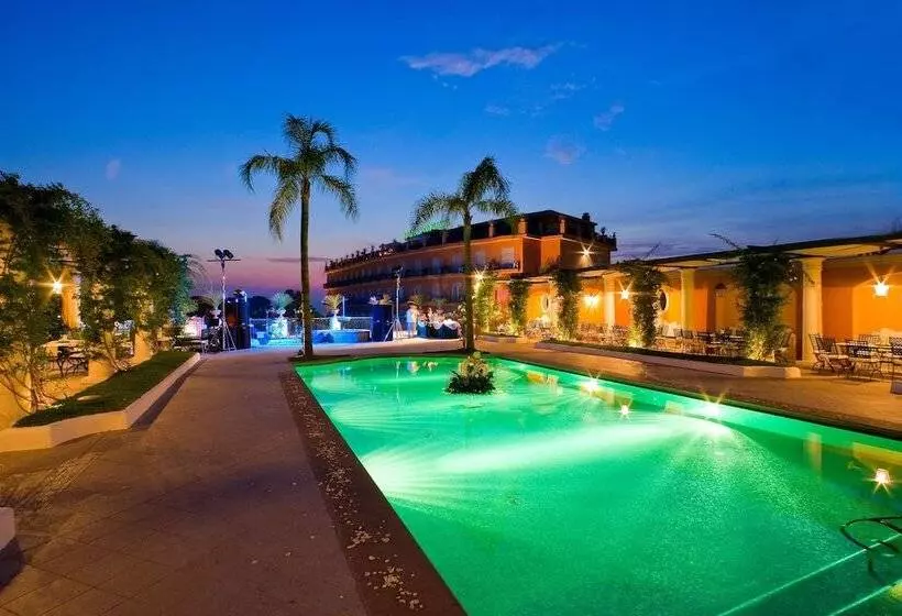 هتل Dei Congressi