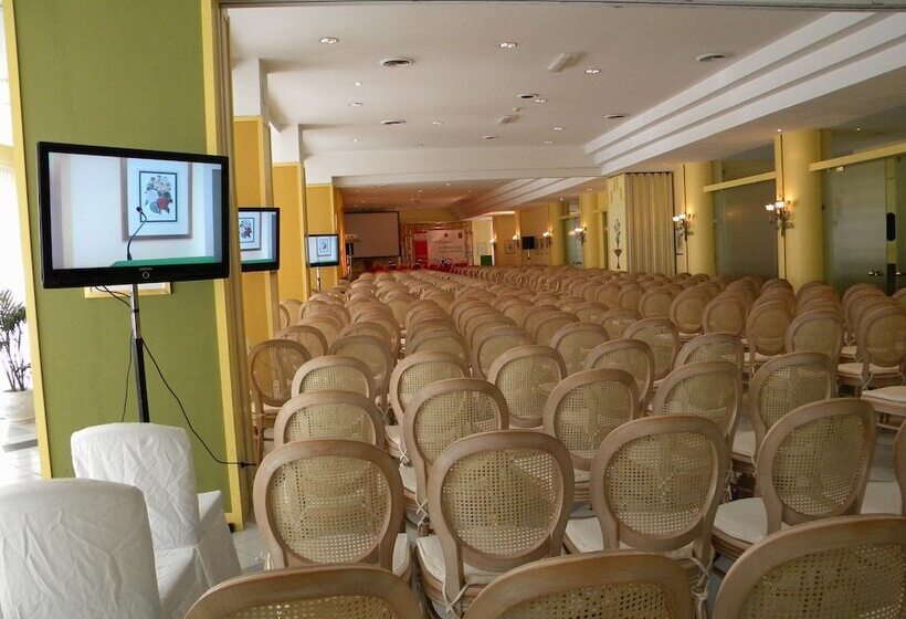 هتل Dei Congressi