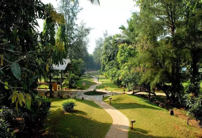 ホテル Dudhsagar Spa Resort