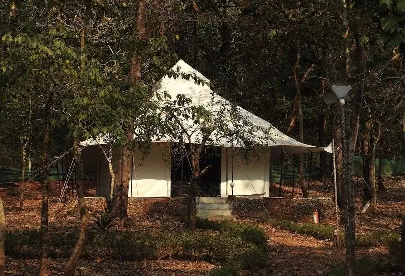 ホテル Dudhsagar Spa Resort