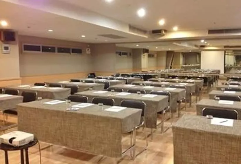 Hotel Evergreen Place Siam By Uhg