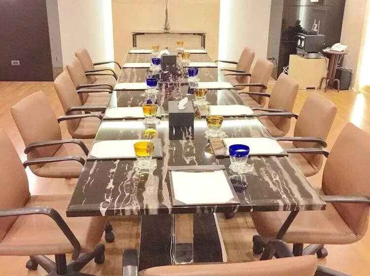 Hotel Evergreen Place Siam By Uhg