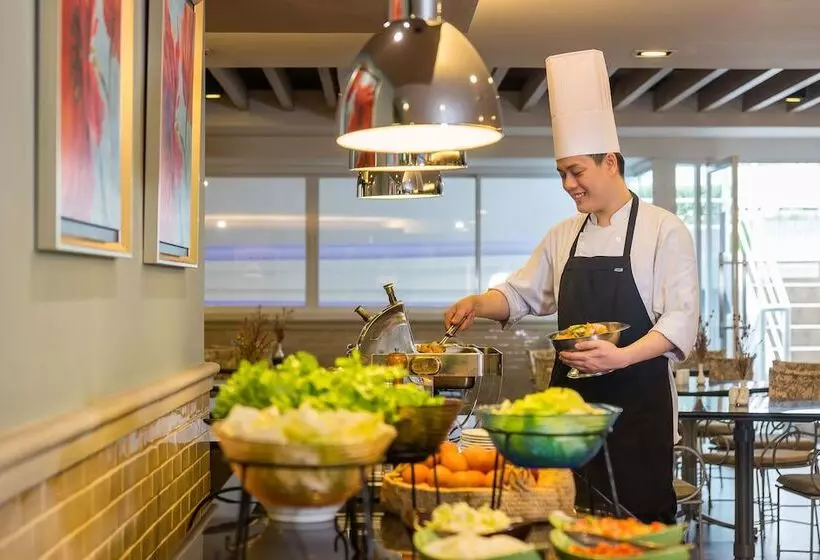 Hotel Evergreen Place Siam By Uhg