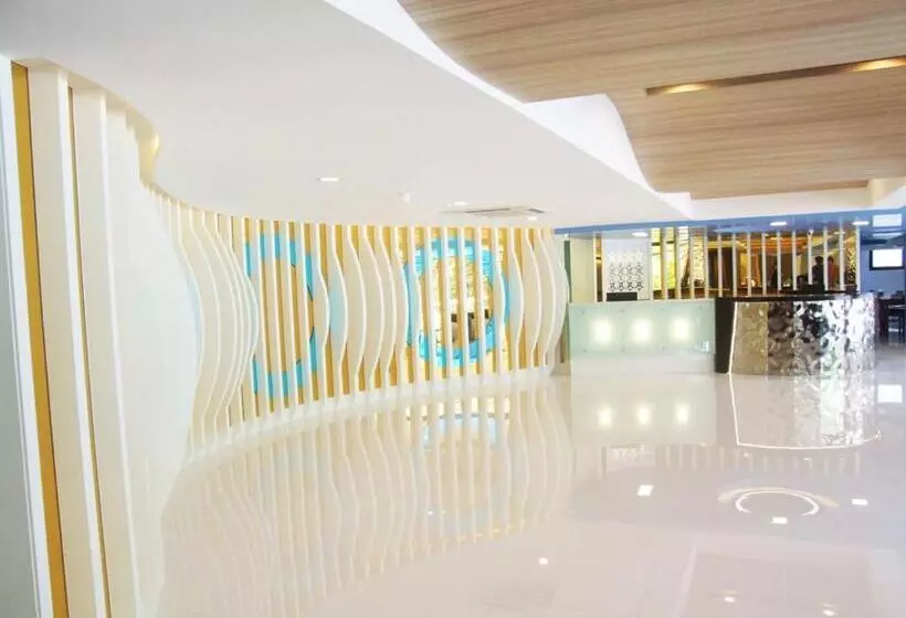 Отель Grand Tower Inn Sathorn