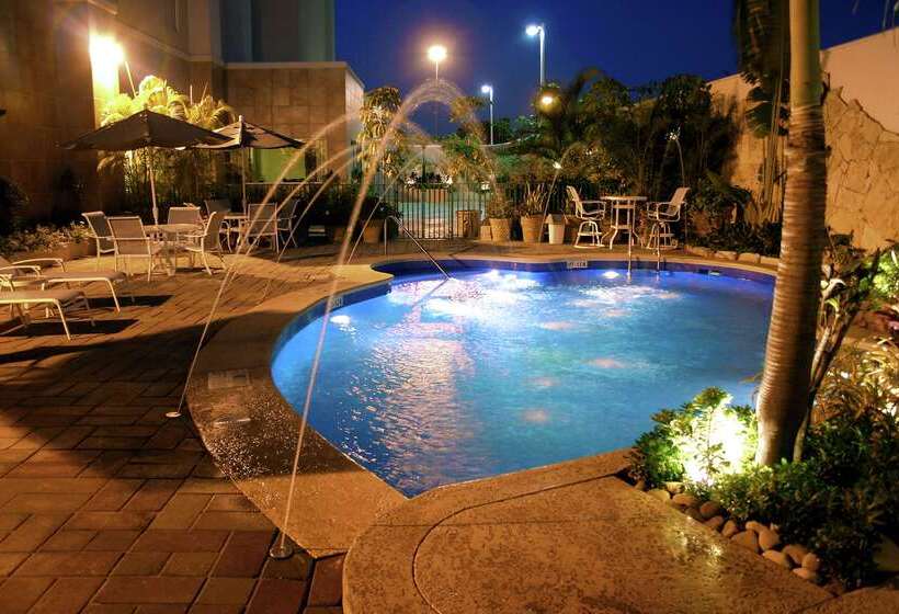 Otel Hampton Inn By Hilton Tampico Aeropuerto