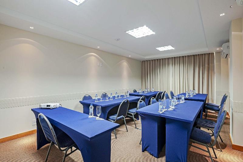 בית מלון כפרי Interclass Florianopolis