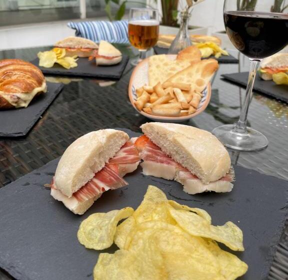 هتل La Boutique Puerta Osario