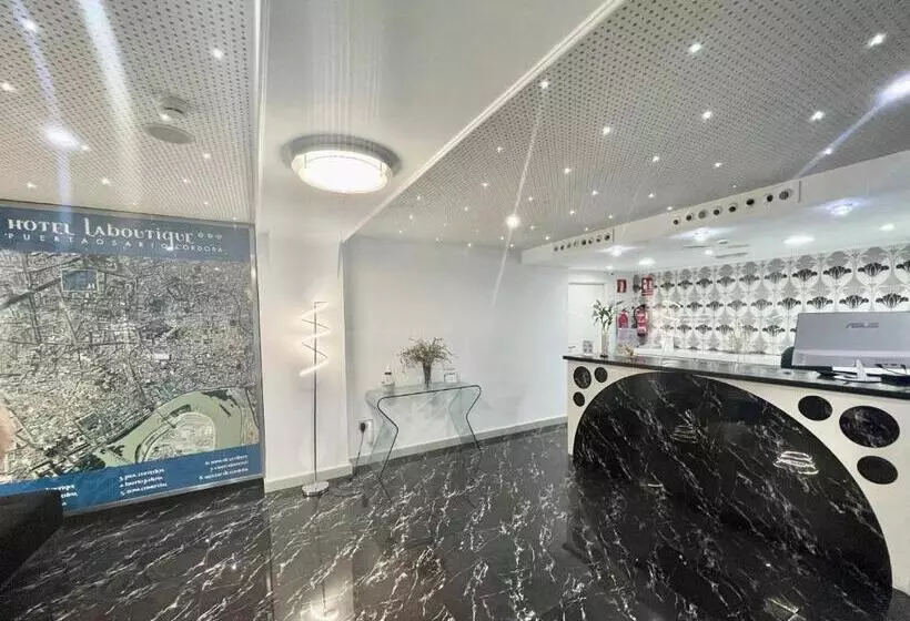 ホテル La Boutique Puerta Osario