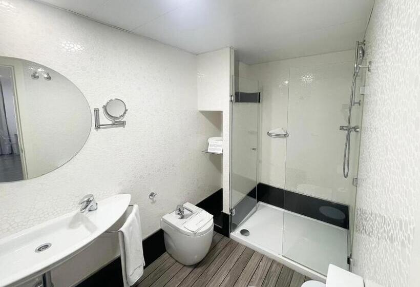 هتل La Boutique Puerta Osario