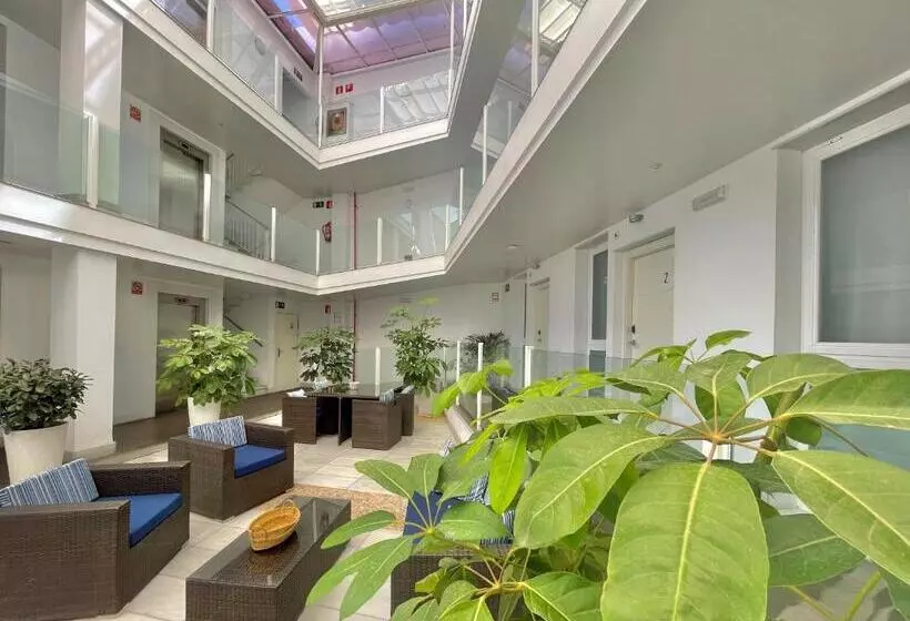 ホテル La Boutique Puerta Osario