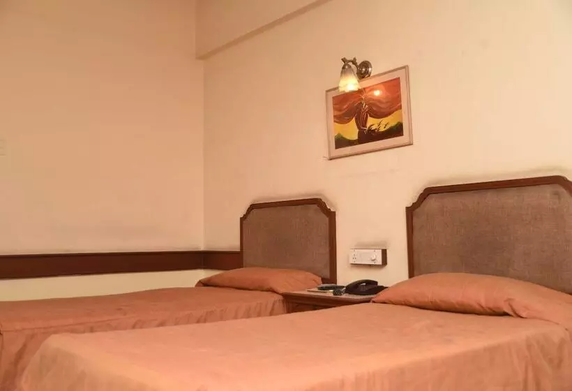 Hotel Maurya