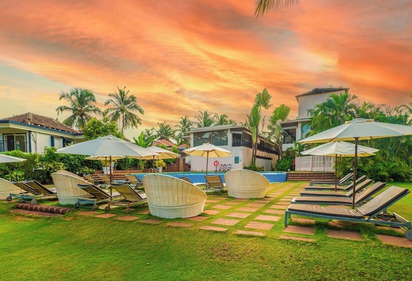 O Hotel Goa, Candolim Beach