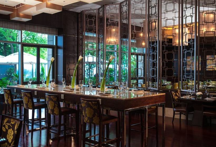 Hotel Renaissance Shanghai Putuo