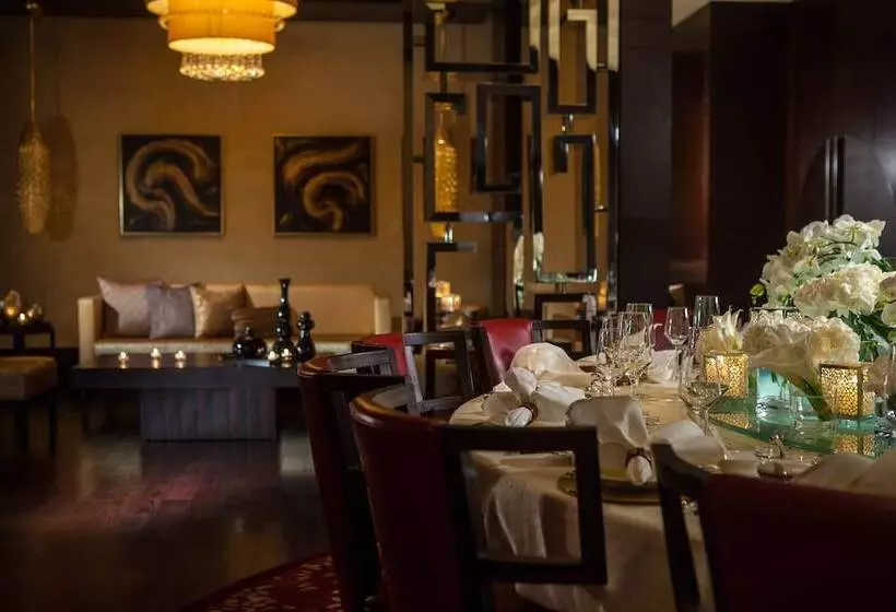 Otel Renaissance Shanghai Putuo