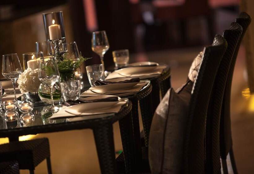 Hotel Renaissance Shanghai Putuo