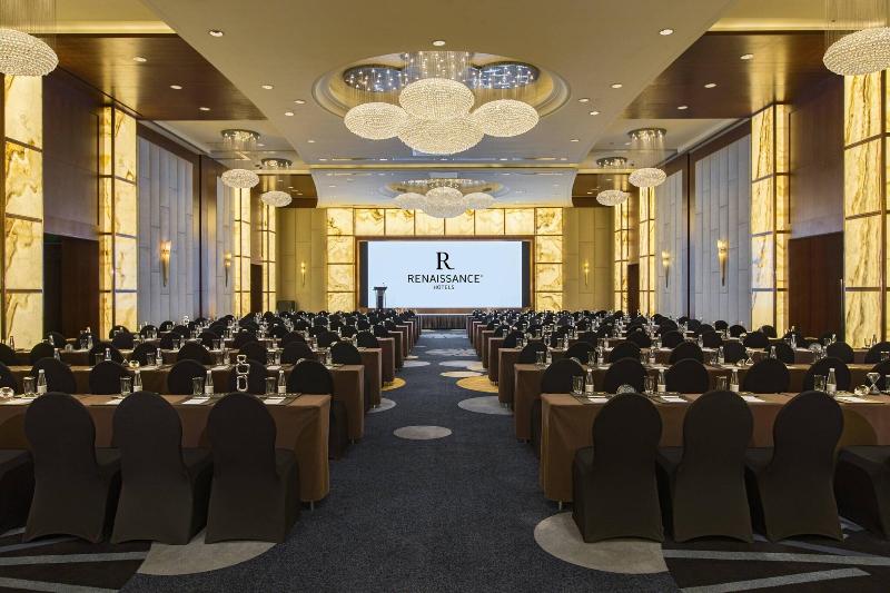 Hotel Renaissance Shanghai Putuo