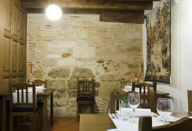 Hotel Rural Palacio Rejadorada