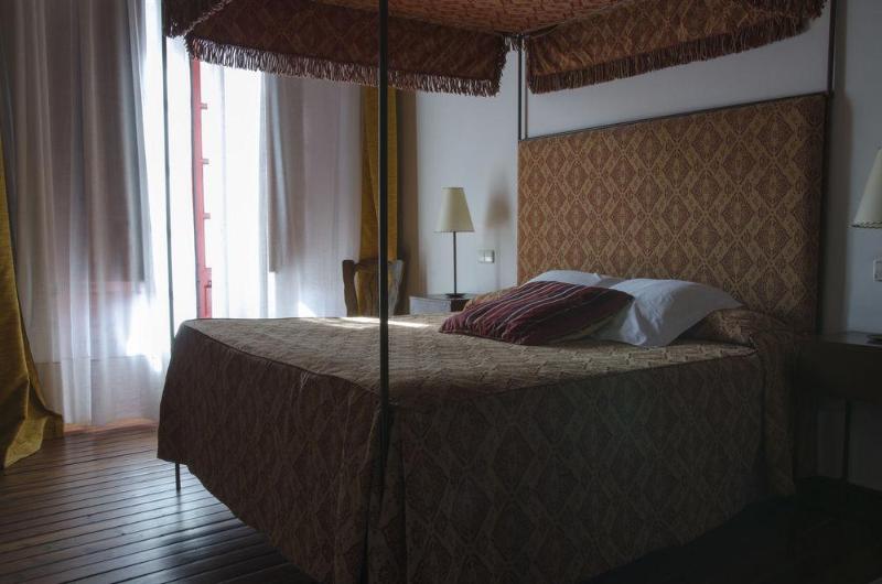 田舎風ホテル Palacio Rejadorada