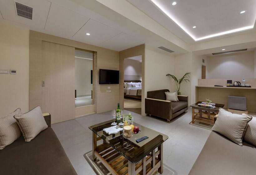 Отель The Fern Residency Aurangabad   Chhatrapati Sambhaji Nagar