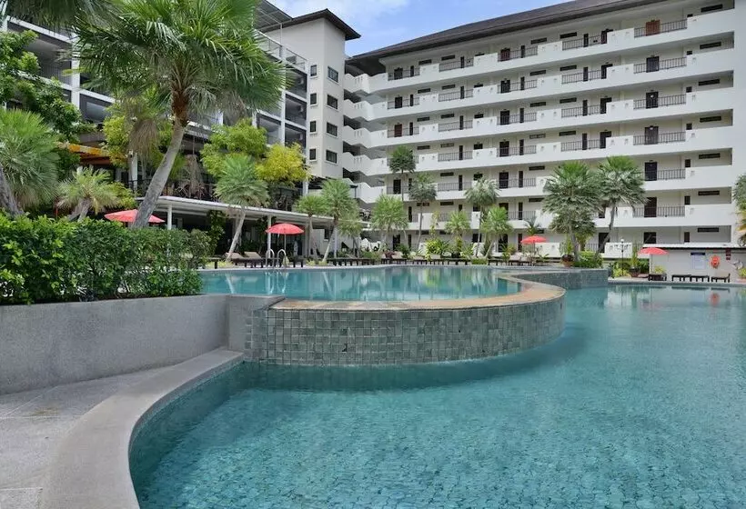 استراحتگاه Wongamat Privacy Residence, Pattaya