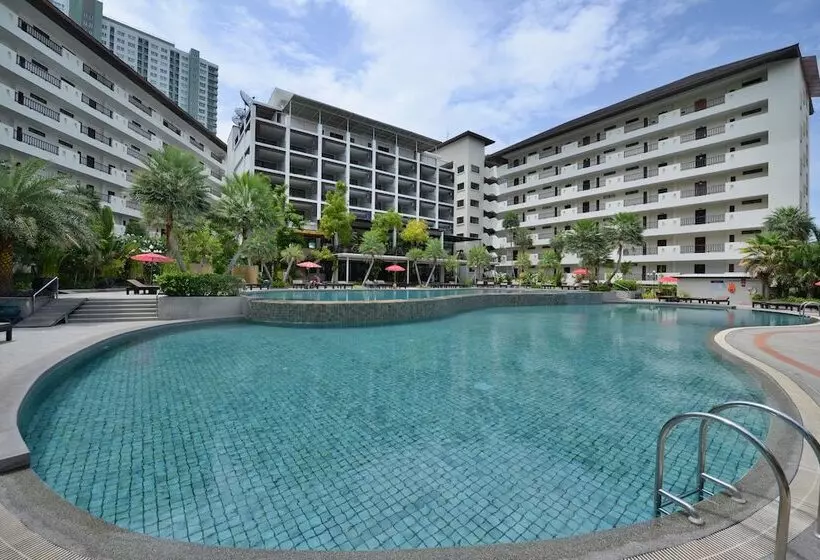 استراحتگاه Wongamat Privacy Residence, Pattaya