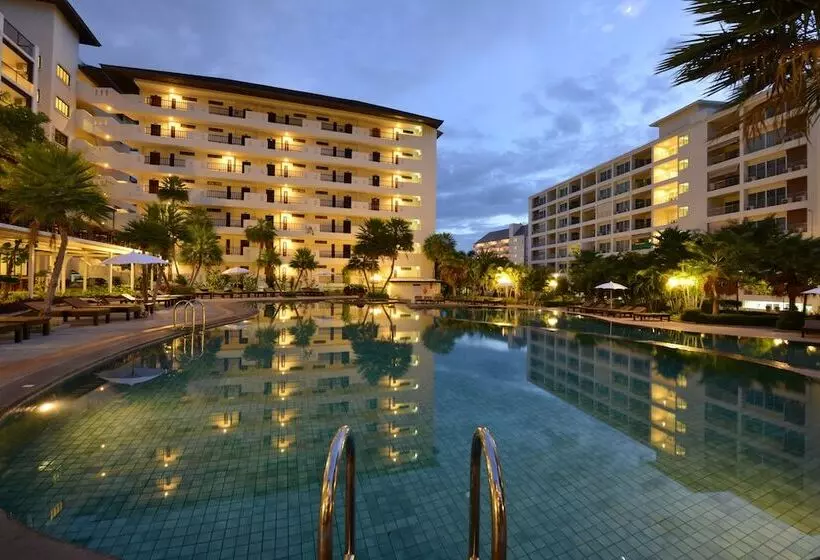 استراحتگاه Wongamat Privacy Residence, Pattaya
