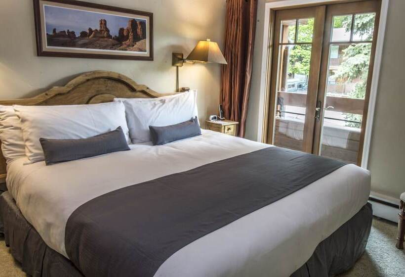 Fasching Haus Condominiums By Frias