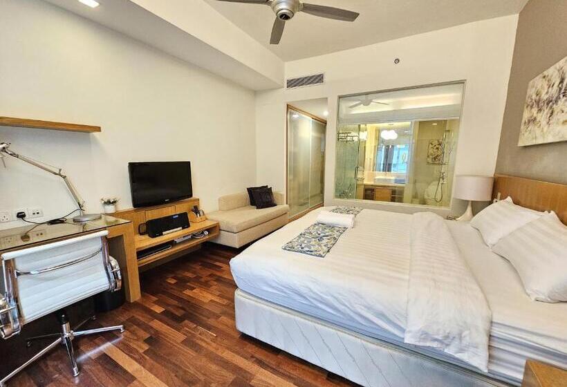 Cormar Suites Serviced Apartment