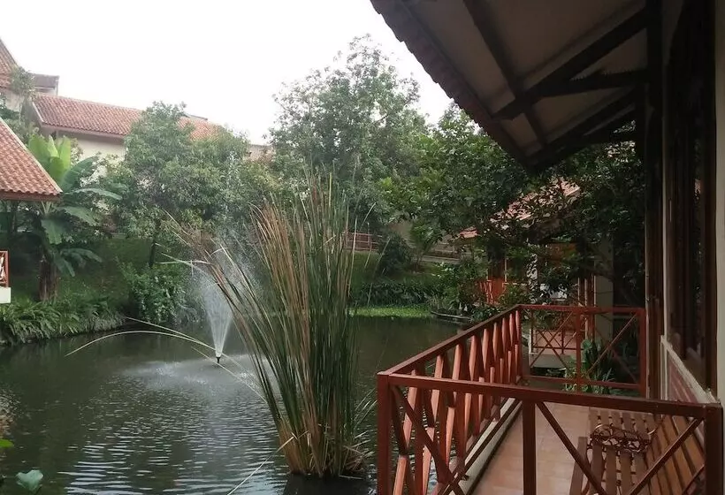 Ahadiat Hotel & Bungalow