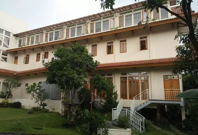 Ahadiat Hotel & Bungalow