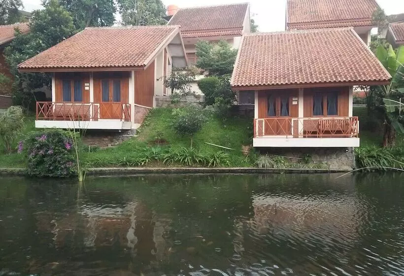 Ahadiat Hotel & Bungalow