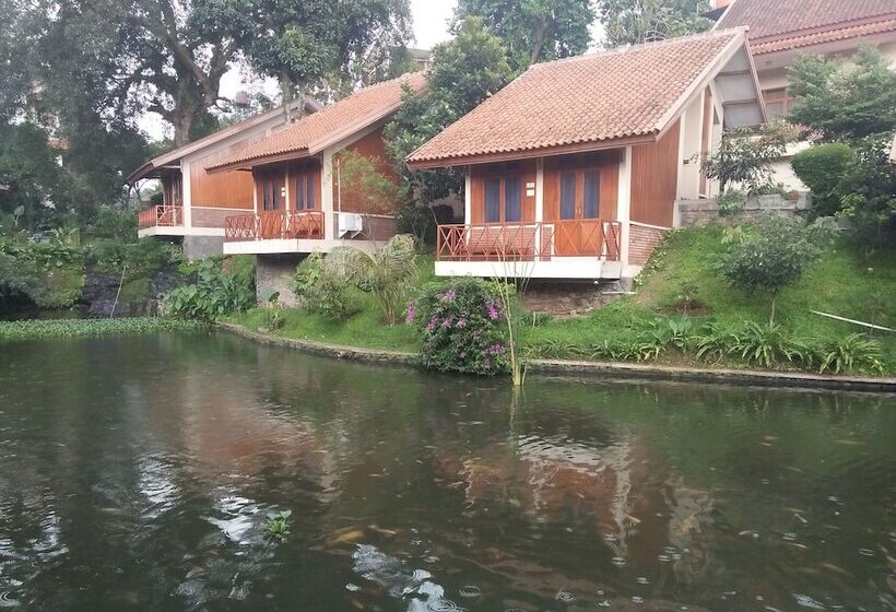 Ahadiat Hotel & Bungalow