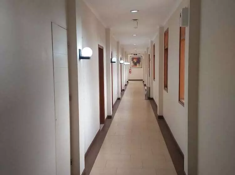 Ahadiat Hotel & Bungalow