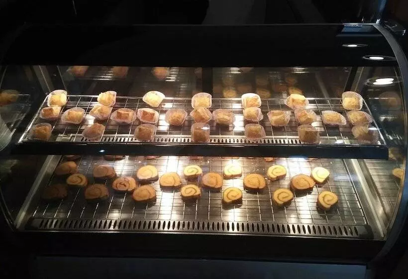 Ahadiat Hotel & Bungalow