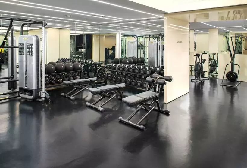 هتل Andaz 5th Avenue, By Hyatt