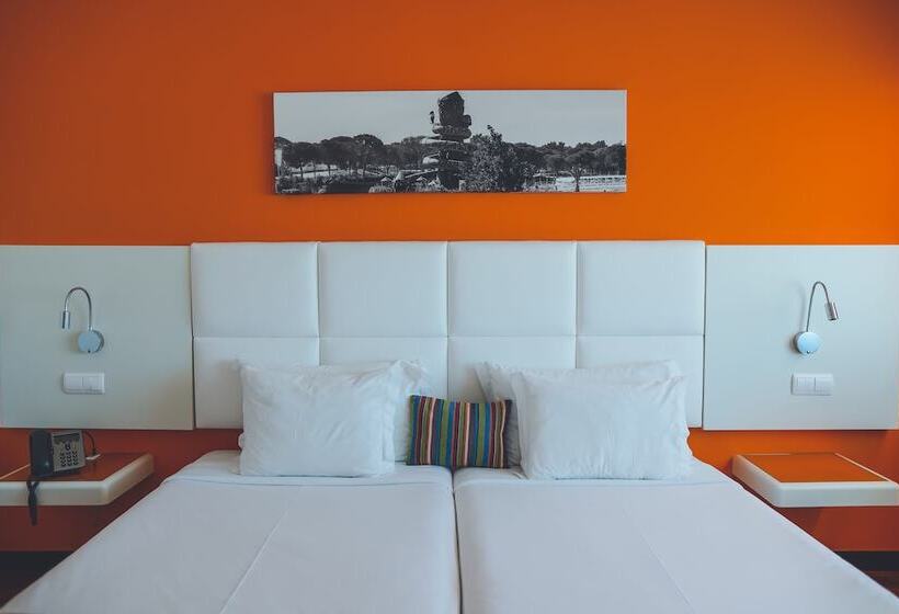 هتل Aquashow Park