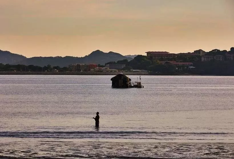 בית מלון כפרי Bahia Esmeralda