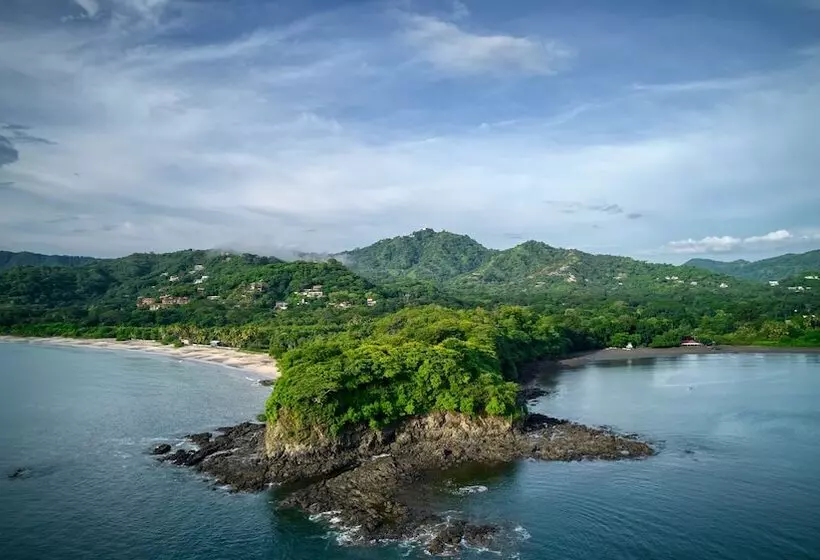 בית מלון כפרי Bahia Esmeralda