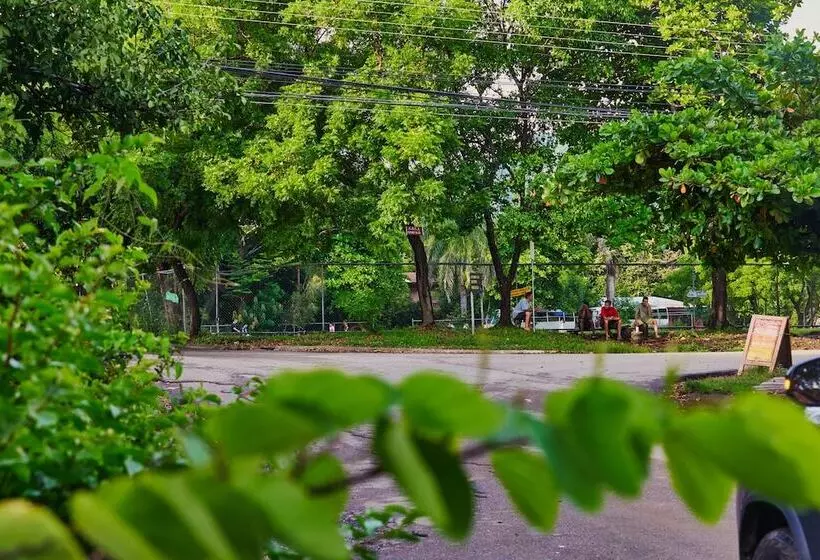 בית מלון כפרי Bahia Esmeralda