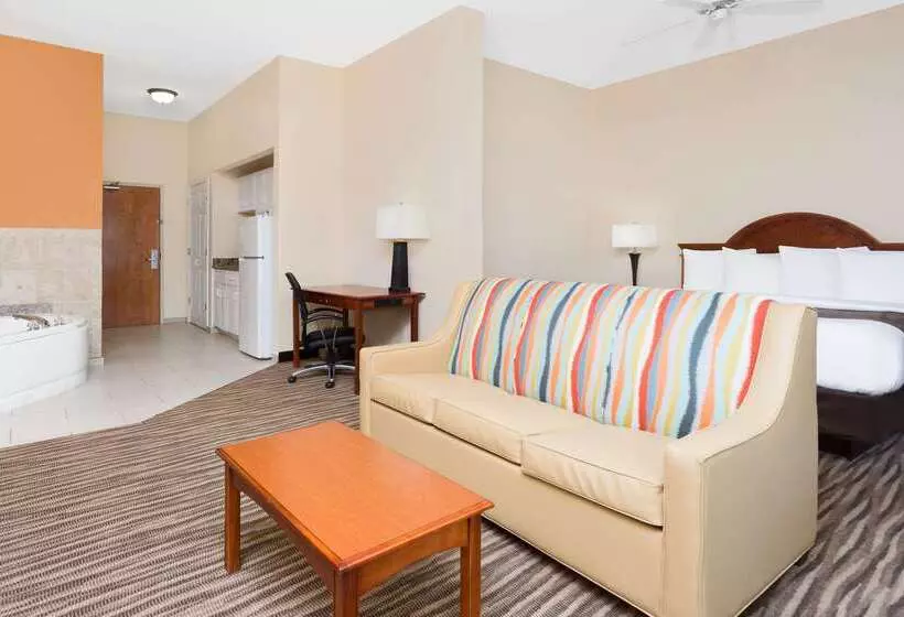 Hotel Baymont By Wyndham Augusta Riverwatch