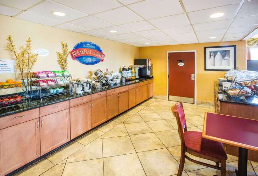 Hotel Baymont By Wyndham Mobile/ I65