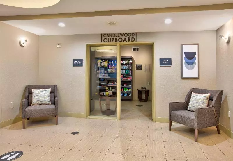 Отель Candlewood Suites Dallas Fort Worth South, An Ihg
