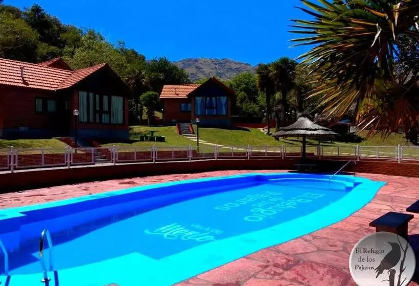 ホテル Cabañas El Refugio De Los Pajaros