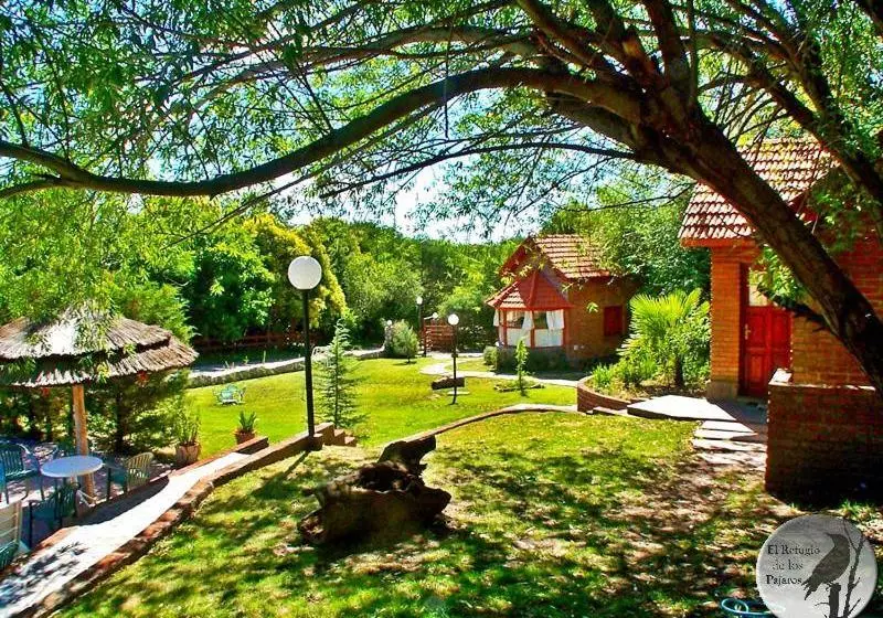 ホテル Cabañas El Refugio De Los Pajaros